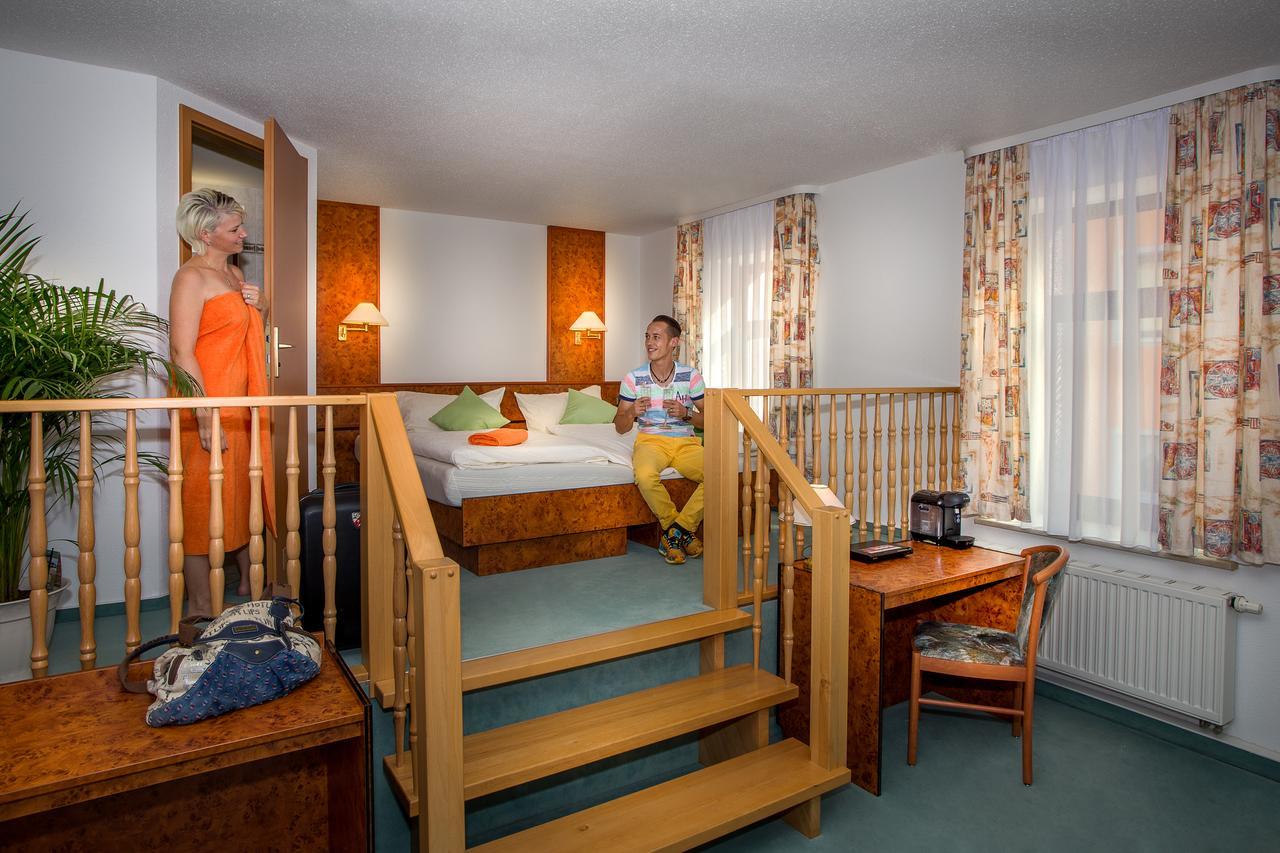 Hotel Am Markt Ehrenfriedersdorf Екстериор снимка