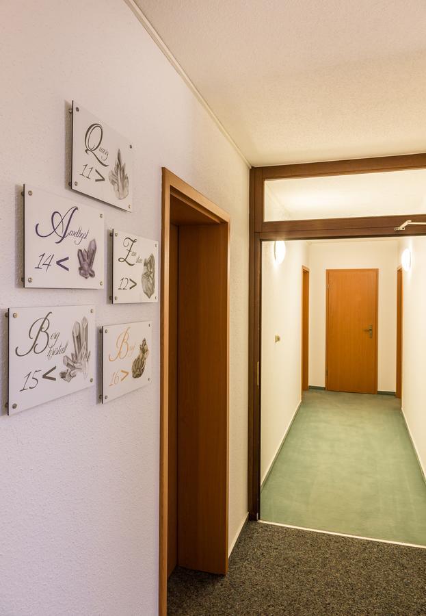 Hotel Am Markt Ehrenfriedersdorf Екстериор снимка