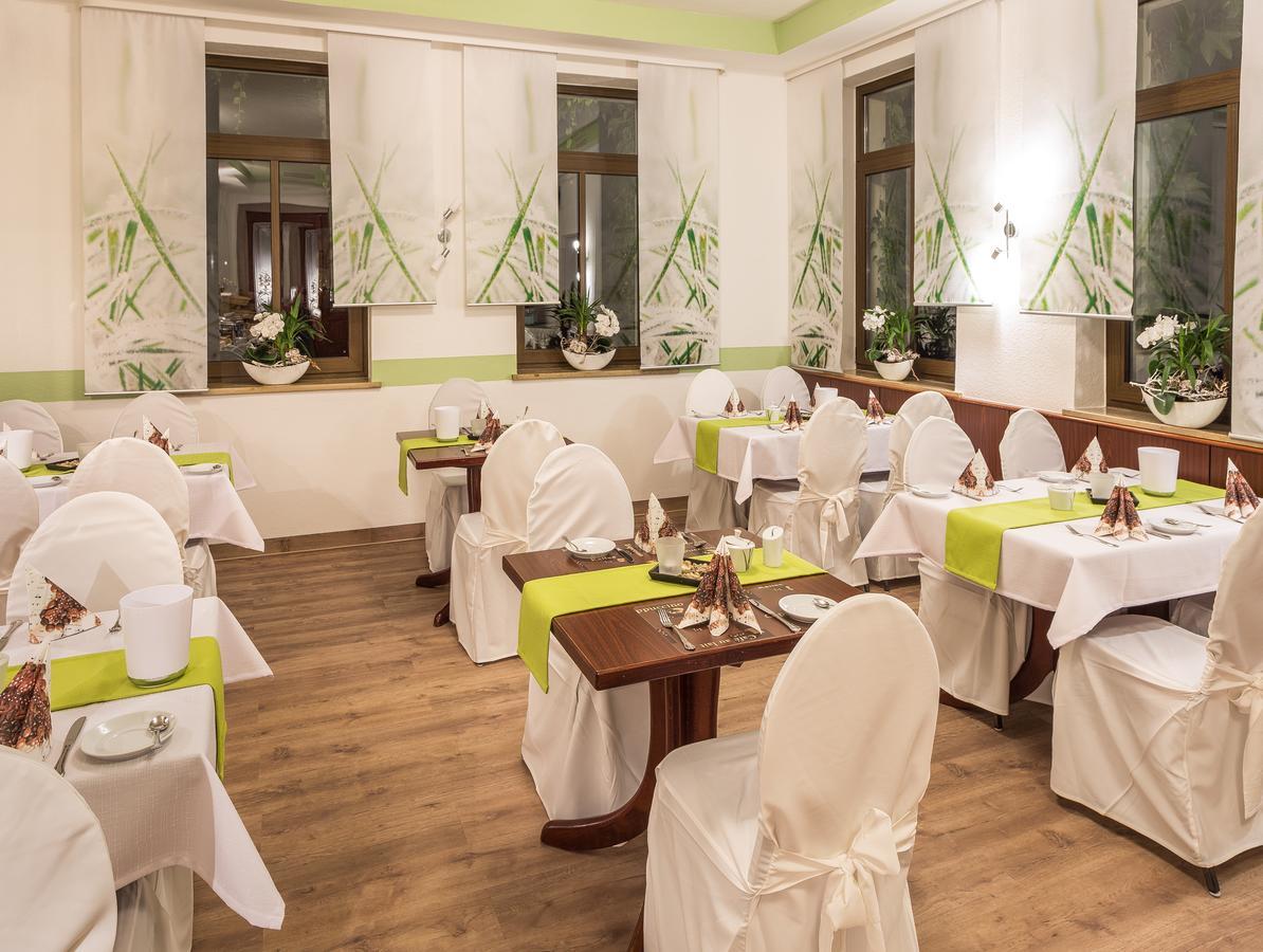 Hotel Am Markt Ehrenfriedersdorf Екстериор снимка